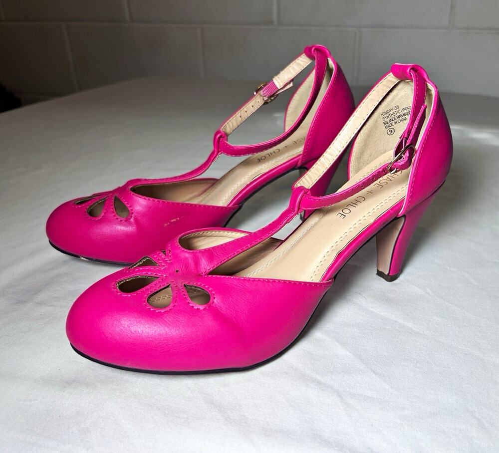 Chase + Chloe Pink Synthetic Ankle Strap Buckle Cut-Out Round Toe Pump 9